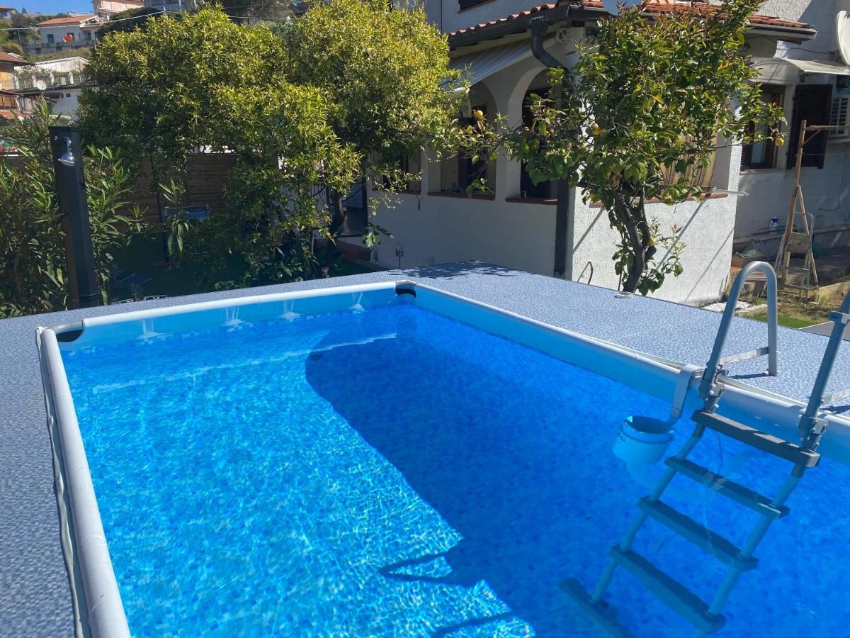 Casa Del Sole: Relax & Charme Nella Riviera Ligure Villa Camporosso  Buitenkant foto